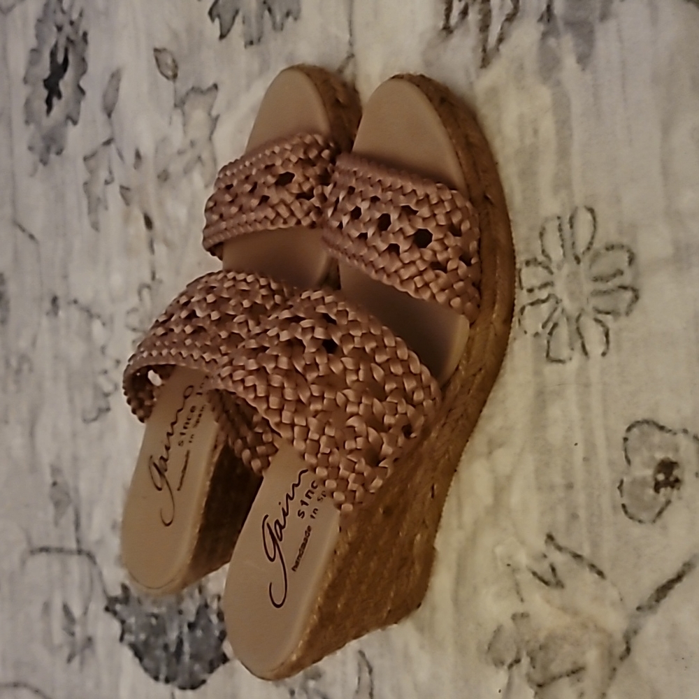 Wedges size 6.5